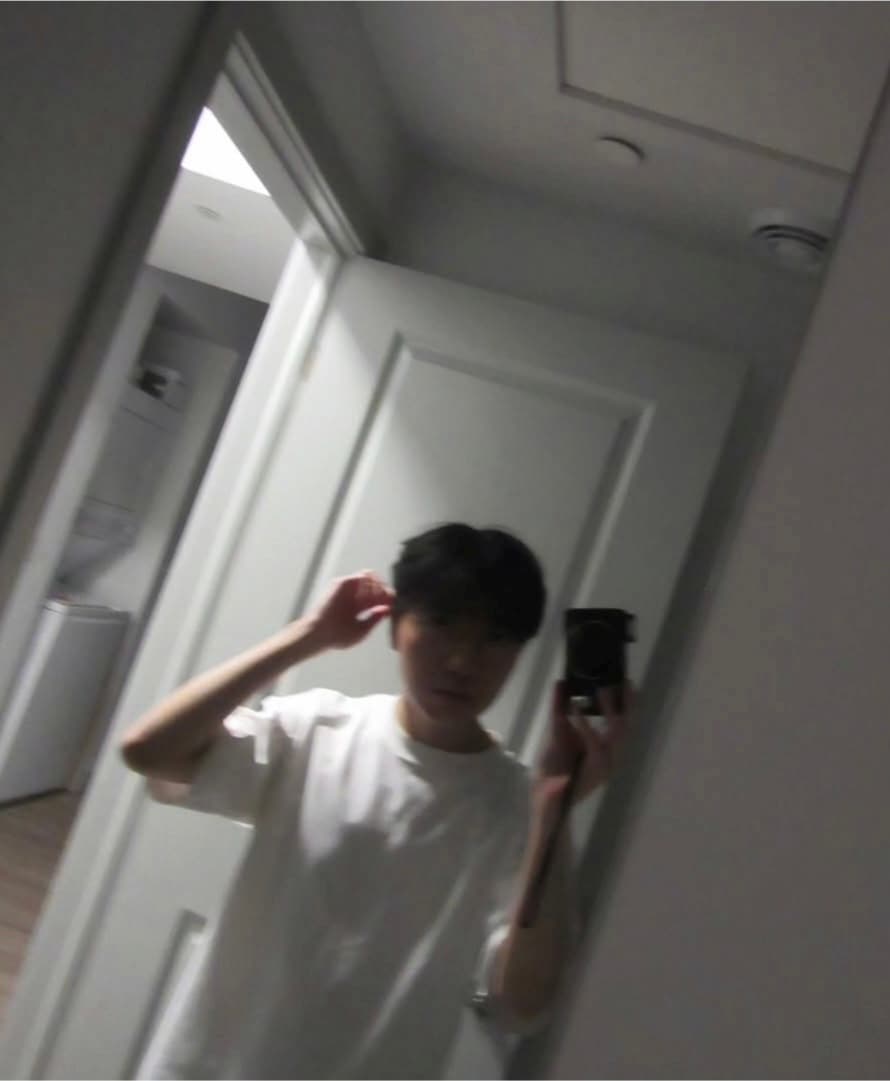 Mirror selfie
